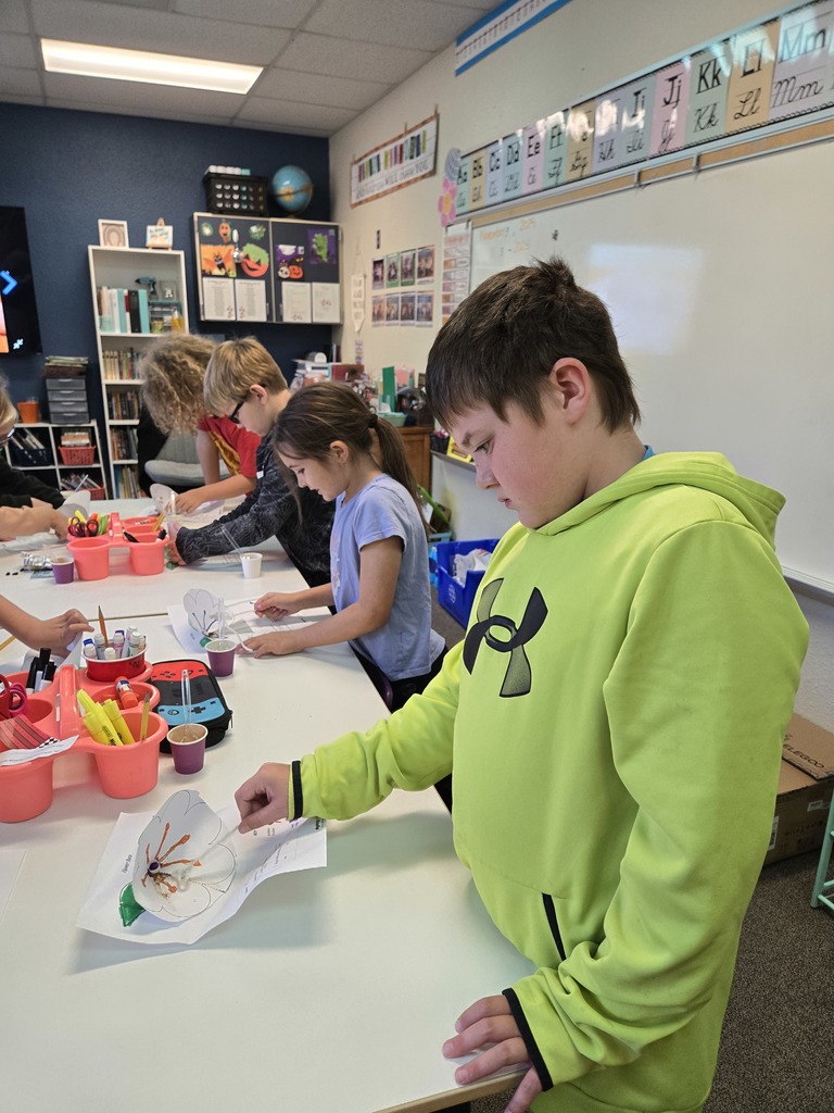 🐝🌸 Pollination in Action! 🌸🐝 Ms. Brownell’s third graders took their science lesson to the next level by becoming busy bees! They built their own flower and bee models, then buzzed from bloom to bloom to see how pollen travels during pollination. #celebrate379