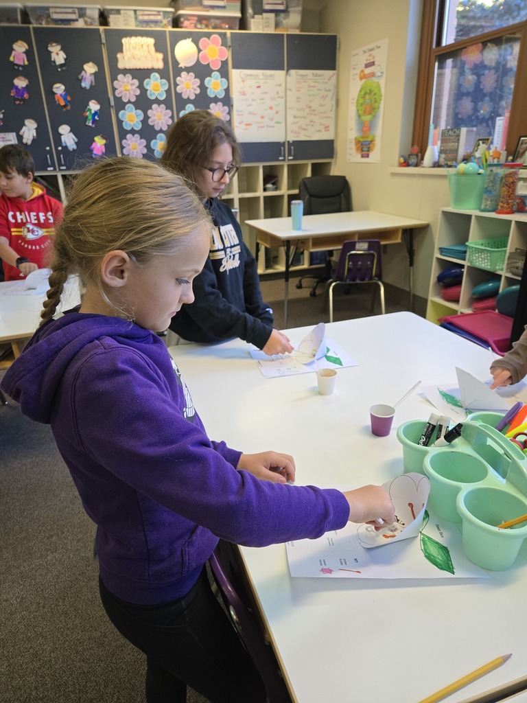🐝🌸 Pollination in Action! 🌸🐝 Ms. Brownell’s third graders took their science lesson to the next level by becoming busy bees! They built their own flower and bee models, then buzzed from bloom to bloom to see how pollen travels during pollination. #celebrate379