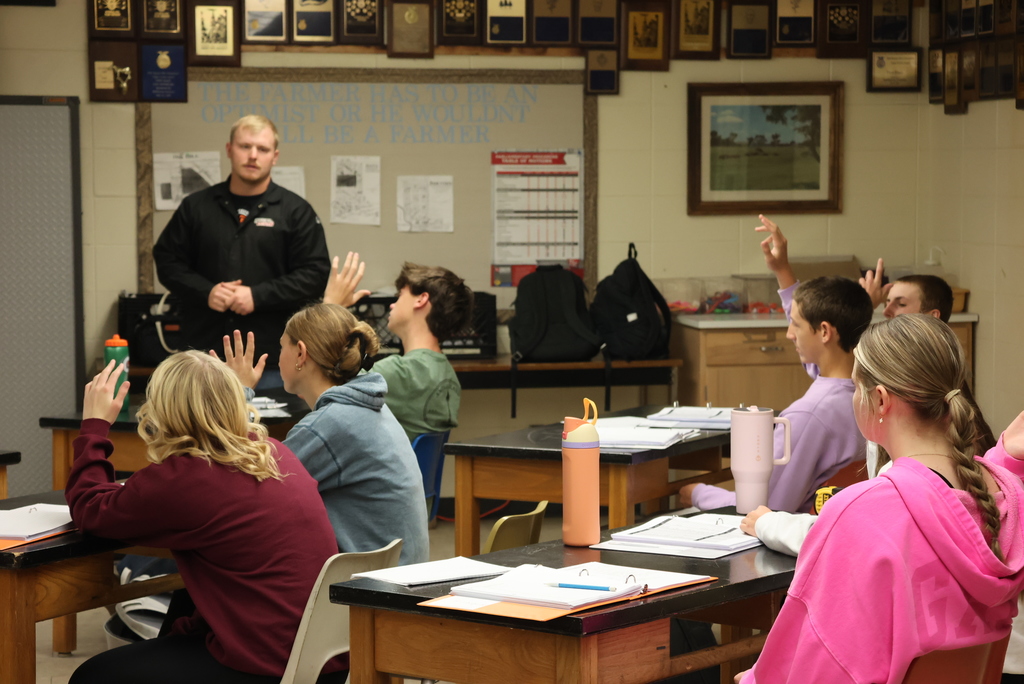 Where's the beef? 😀🐮 Mr. Craig's students learned all about "cutability" and yield grade in relation to beef cuts in Ag 101 today.  There is more to it than you think! #celebrate379