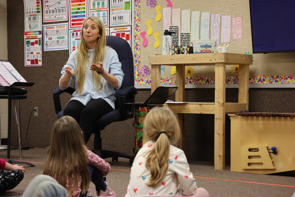 Music teacher Mrs. Rourke puts on a concert at every grade level at both Lincoln and Garfield... even in kindergarten! How much practice does it take for kindergarteners to be ready to perform 5 songs? Well, they were practicing today for their concert on Feb. 12. :) And, they were having a great time doing it! #celebrate379