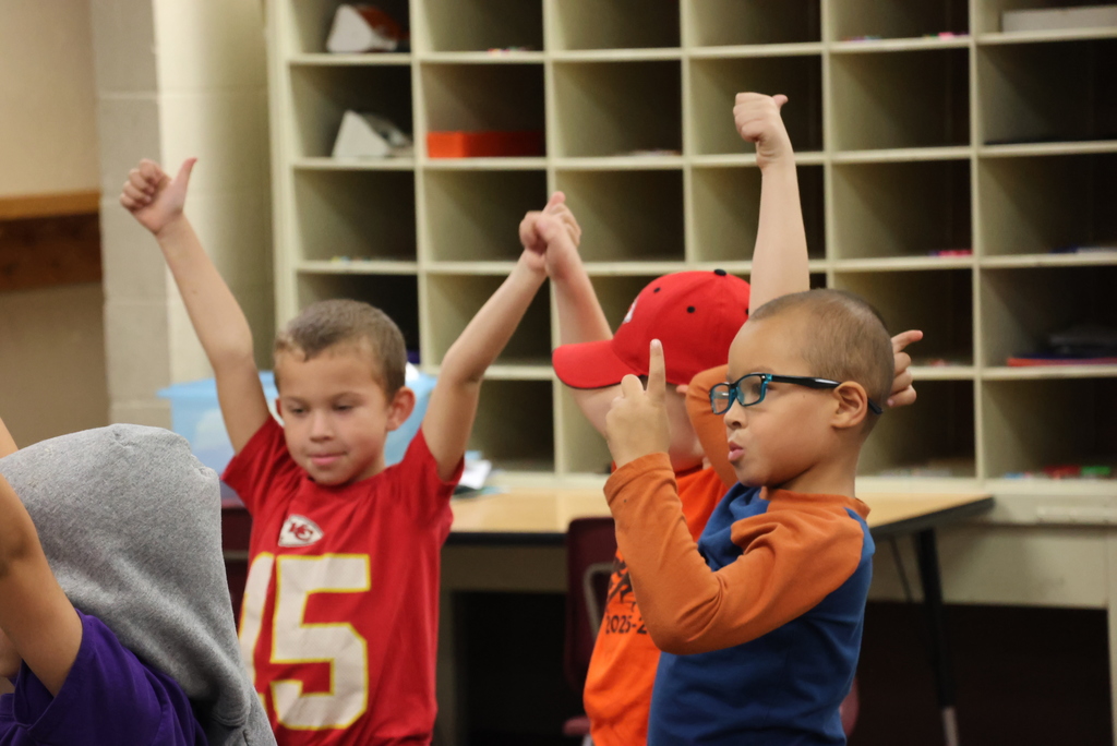 Project LEAD is an after-school program that is available at all 379 elementary schools. It combines fun with learning, including an anti-drug campaign called "Too Good For Drugs". The program, paid for through the Clay Counts Coalition, introduces and develops skills for making healthy choices, building positive friendships, developing self-efficacy, communicating effectively, and resisting peer pressure and influence.  Last week, Project LEAD director Tracy Wohler was introducing a "Stop and Think" approach to students. It looks different for kindergarteners than 5th graders, but the goal is still the same! #celebrate379