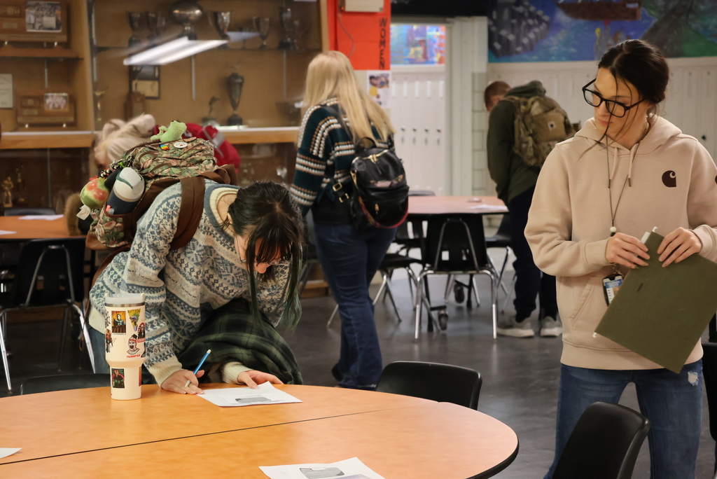 As students came back from Thanksgiving Break, final projects got into full gear! In Mrs. Dains' English 11 class, students were starting the process of writing an argumentative essay. It began by researching something that is legal but that the student disagrees with. After working on a thesis statement, today students conducted a "Gallery Walk" where they read other statements and offered critiques. Eventually, students will write their own argumentative essay for their final project. #celebrate379