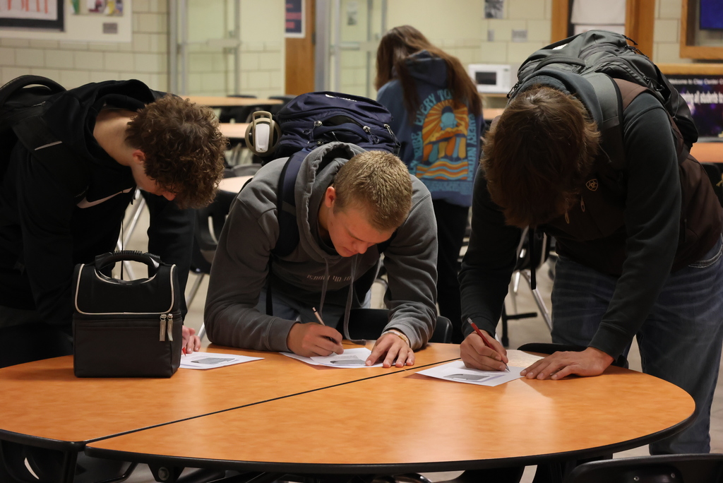 As students came back from Thanksgiving Break, final projects got into full gear! In Mrs. Dains' English 11 class, students were starting the process of writing an argumentative essay. It began by researching something that is legal but that the student disagrees with. After working on a thesis statement, today students conducted a "Gallery Walk" where they read other statements and offered critiques. Eventually, students will write their own argumentative essay for their final project. #celebrate379