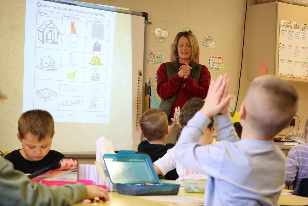 It is always amazing to see the academic progress made in kindergarten throughout the year. In Mrs. Shannon's class, they are already recognizing two syllable words! Today, they sounded and clapped out the words together to help make connections. #celebrate379