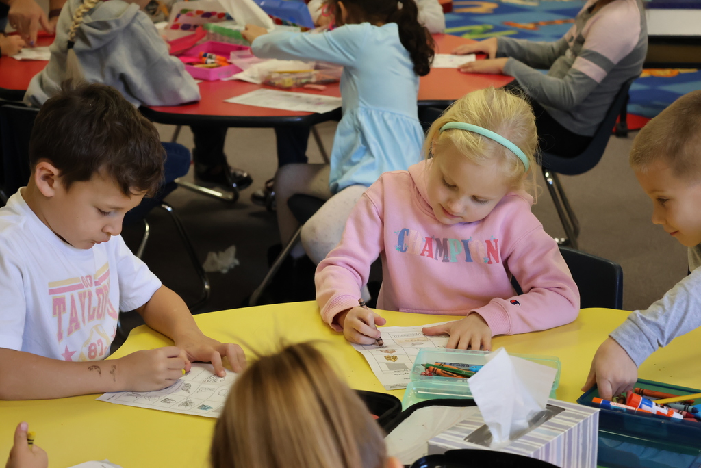 It is always amazing to see the academic progress made in kindergarten throughout the year. In Mrs. Shannon's class, they are already recognizing two syllable words! Today, they sounded and clapped out the words together to help make connections. #celebrate379