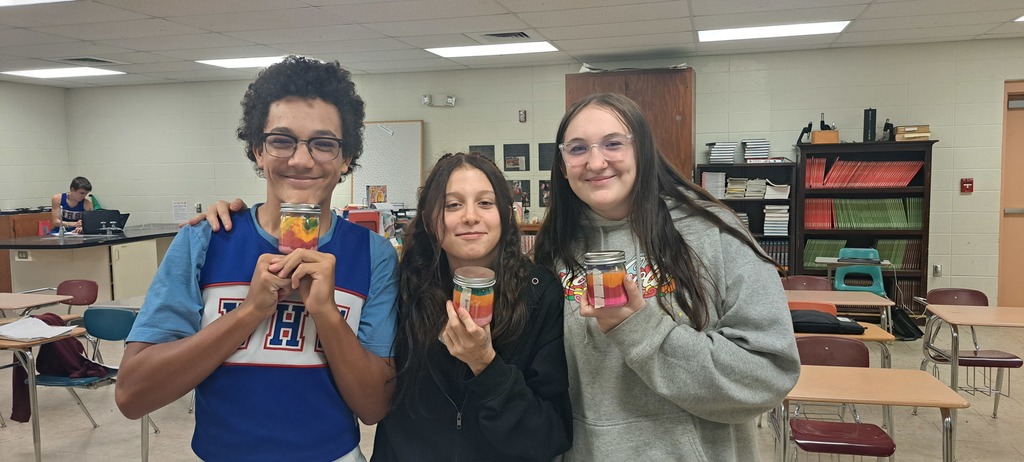🌎 Digging Into Earth’s Layers!   Mrs. Trembath’s freshman class has been hard at work exploring what our planet is made of — one layer at a time.  Using different colors of sand, students created scaled core samples to represent the thickness of Earth’s layers. It took some serious math skills to get those proportions just right!  Did you know that the mantle is the largest layer, making up a whopping 84% of Earth’s total volume? They do! #celebrate379
