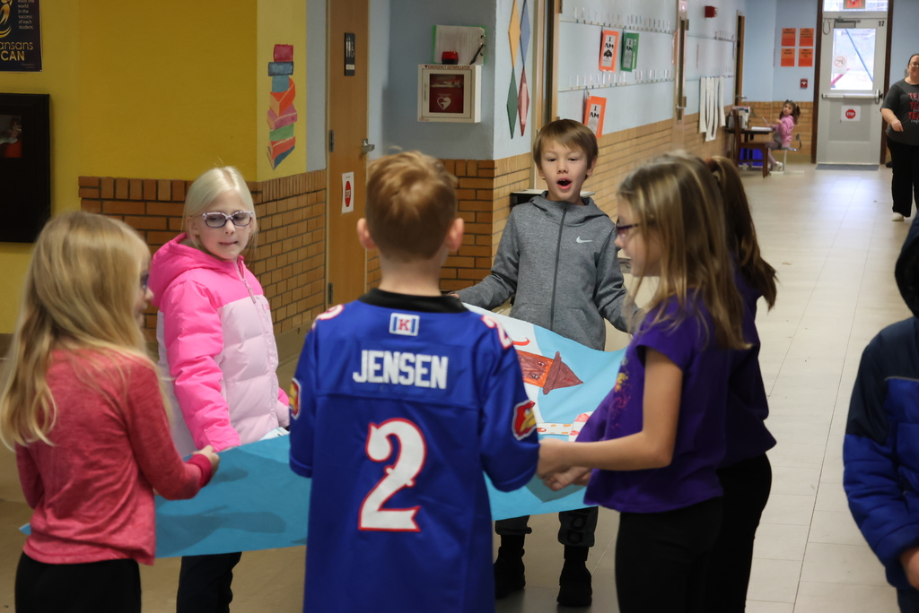 The 2nd and 3rd grade holiday music program is almost here (Dec. 11), and Mrs. McGuire's art classes are doing their part to set the stage! They created their own holiday scenes that will be available to view on the night of the concert.  #celebrate379