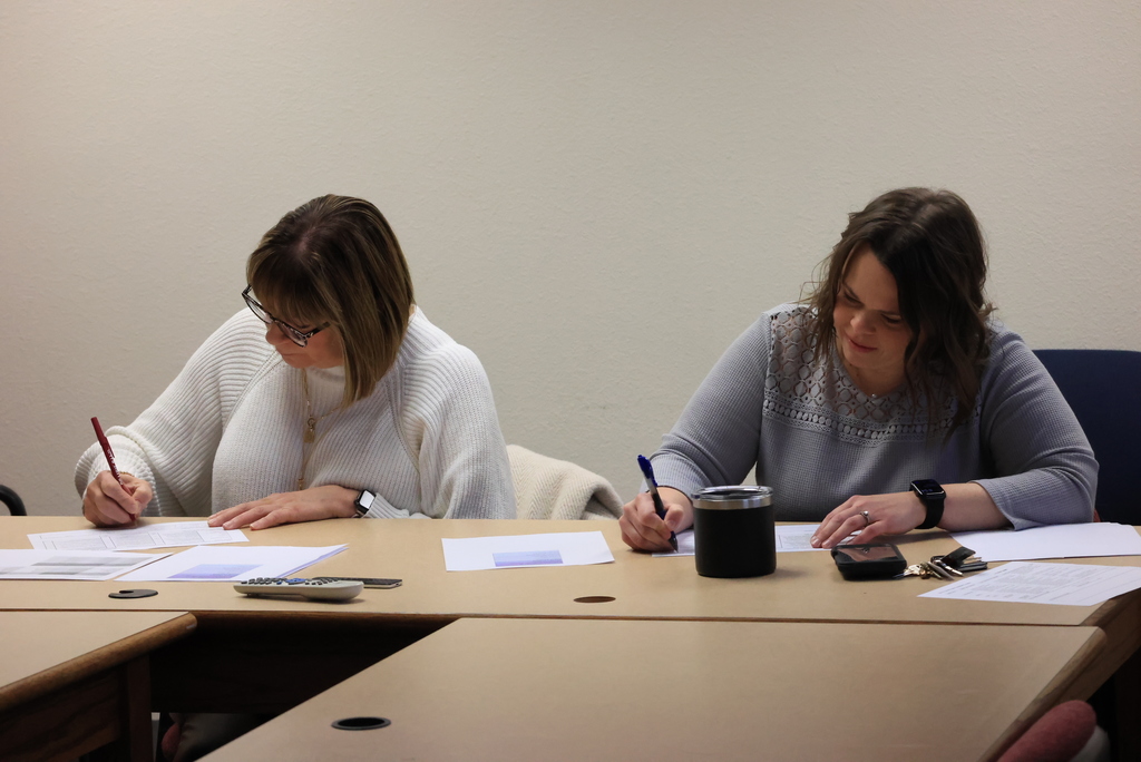 Today, the Class of '26 completed a major part of their four-year Individual Plan of Study (IPS) with their senior presentations. Each senior created a presentation that can be used later as part of a job or scholarship interview. Community members took time from their busy schedules to help judge these presentations and give feedback. It was a great real-world experience! #celebrate379