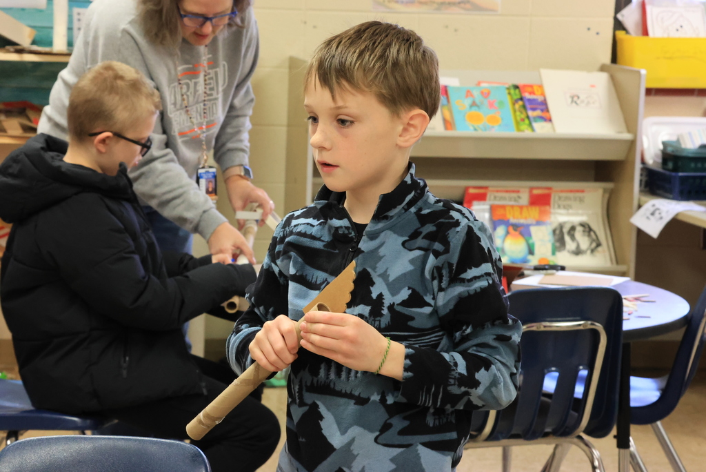 Mrs. McGuire is using the Leader in Me Habits regularly in her art classes. Today, her 4th graders had the freedom to create whatever they wanted with one requirement: Plan it out first using the 7 Habits. #celebrate379