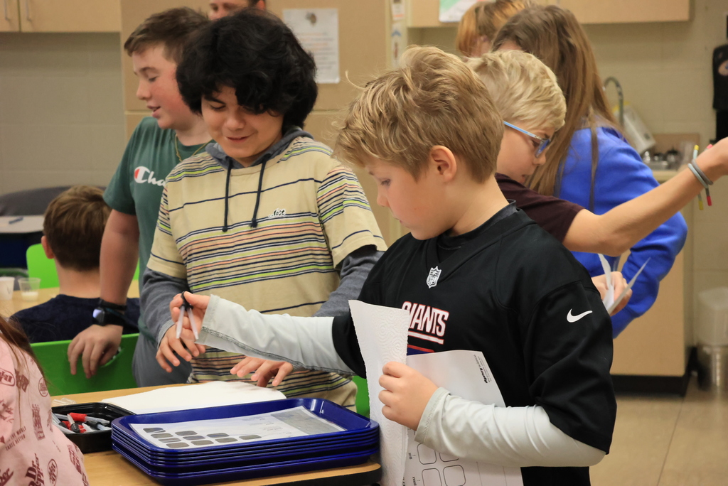 Garfield science teachers use the Mystery Science curriculum for all of their lessons. Today, Mrs. Schurle's 5th graders were mixing different ingredients to see how they reacted to each other. #celebrate379