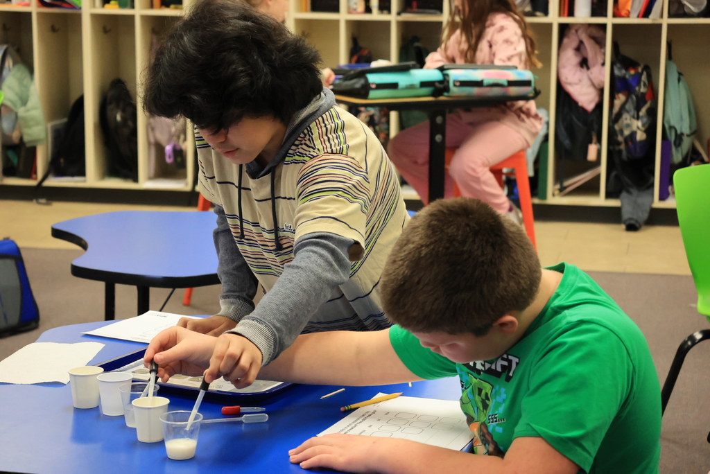 Garfield science teachers use the Mystery Science curriculum for all of their lessons. Today, Mrs. Schurle's 5th graders were mixing different ingredients to see how they reacted to each other. #celebrate379