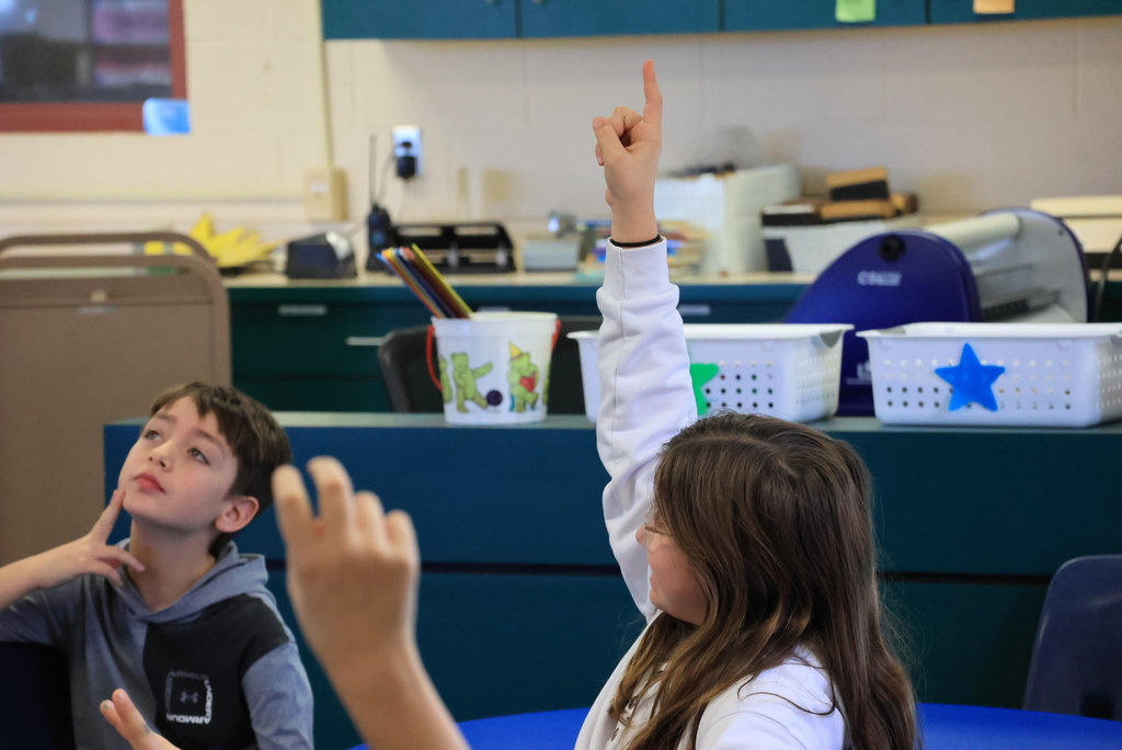 Wakefield counselor Jessica Ramirez includes lessens with her elementary students each week, with most of them following Leader in Me curriculum. Today, she was asking her students, "Was it Respectful or Rude?". #celebrate379