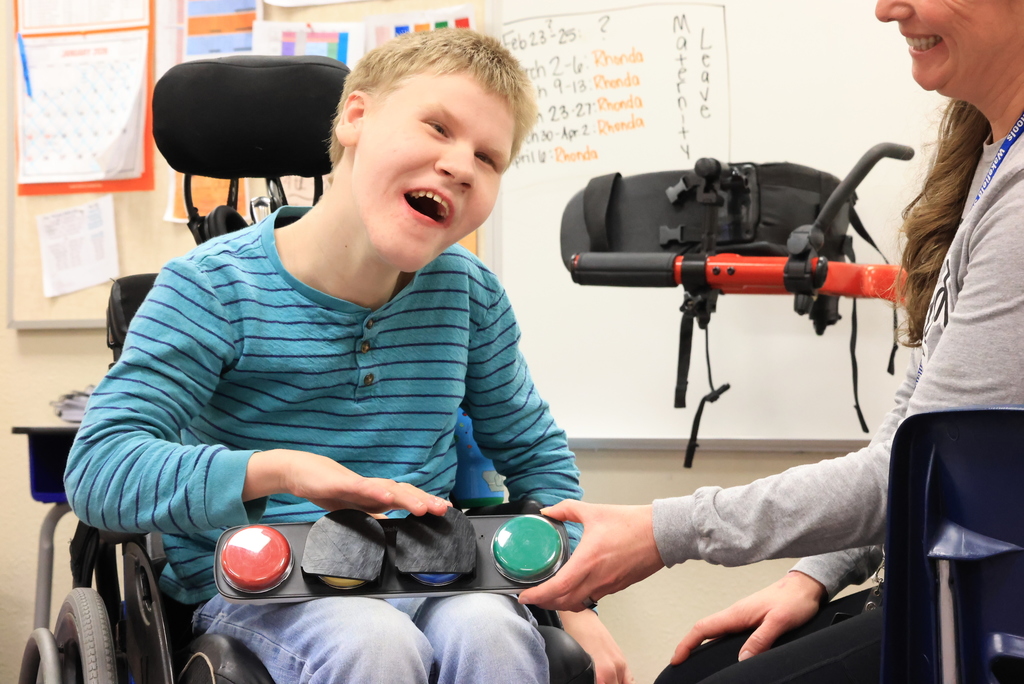 An inspiring story of innovation and students helping students...  Chase is a 4th grader at Garfield. He is working on expanding his communication skills using buttons with prompts. This is new to Chase, and he struggles at times accidentally hitting the wrong buttons. It was a problem that Speech and Language Therapist Shanna Freeman thought could be solved.  That's where Mrs. Schooley’s CCCHS drafting students came in. After learning about the problem and brainstorming, they designed printed custom button covers for a communication device and then printed them on a 3D printer. These will allow him to greet his peers and teachers and answer questions without other buttons getting in the way.  After a need was identified, these students created a solution that works perfectly and will help Chase connect more easily with others at school. This is a great example of students using their skills to make a meaningful difference! #celebrate379