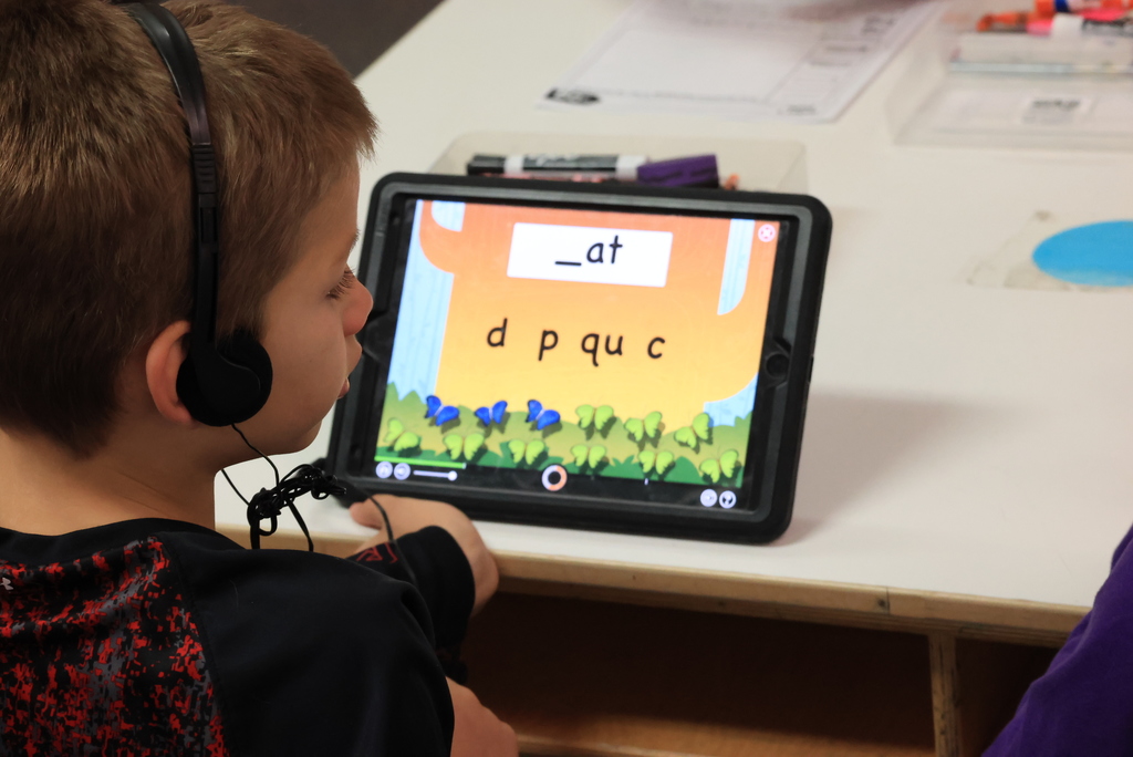 Every Monday-Thursday, all kindergarten students participate in writing small groups. This includes Mrs. Knitter's students, who were working hard yesterday!  Students rotate to a different station each day. These range from guided work with Mrs. Knitter or her aide, Mrs. Dreher, independent work (in which they were doing amazing at staying on task), and Lexia, which is an online reading program to help them become a stronger reader. It works on skills like phonics, word recognition, vocabulary, and reading comprehension at each student's own ability level. #celebrate379