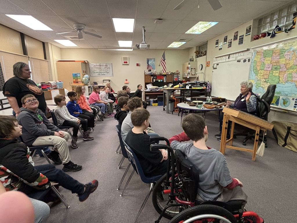4th graders across the district came together to celebrate Kansas during the annual Kansas Heritage Day. Students participated in a wide range of activities relating to pioneer life and Kansas history, including making butter and apple cider, participating in a one-room school lesson, and learning about President Eisenhower’s campaign. Garfield and Wakefield students shared lunches around the “campfire” and had a memorable day celebrating our state! #celebrate379