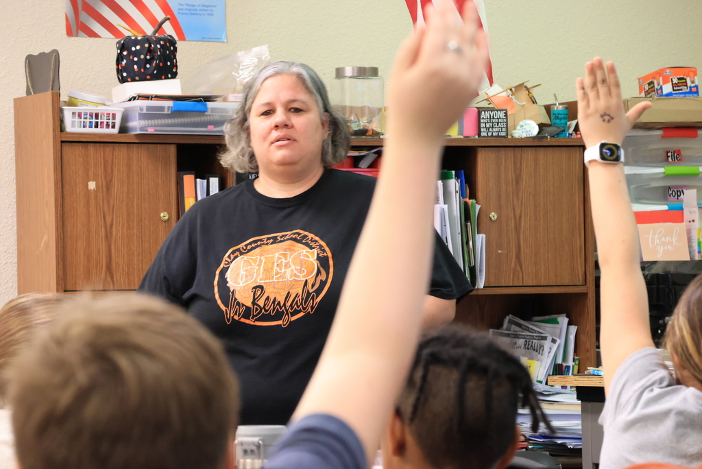 It was Beatlemania in Mrs. Pfizenmaier's 4th grade class!  Their Module 7 ELA story discussed the Beatles and their rise to fame. Mrs. Pfizenmaier even sprinkled in a few songs during the unit as well! #celebrate79