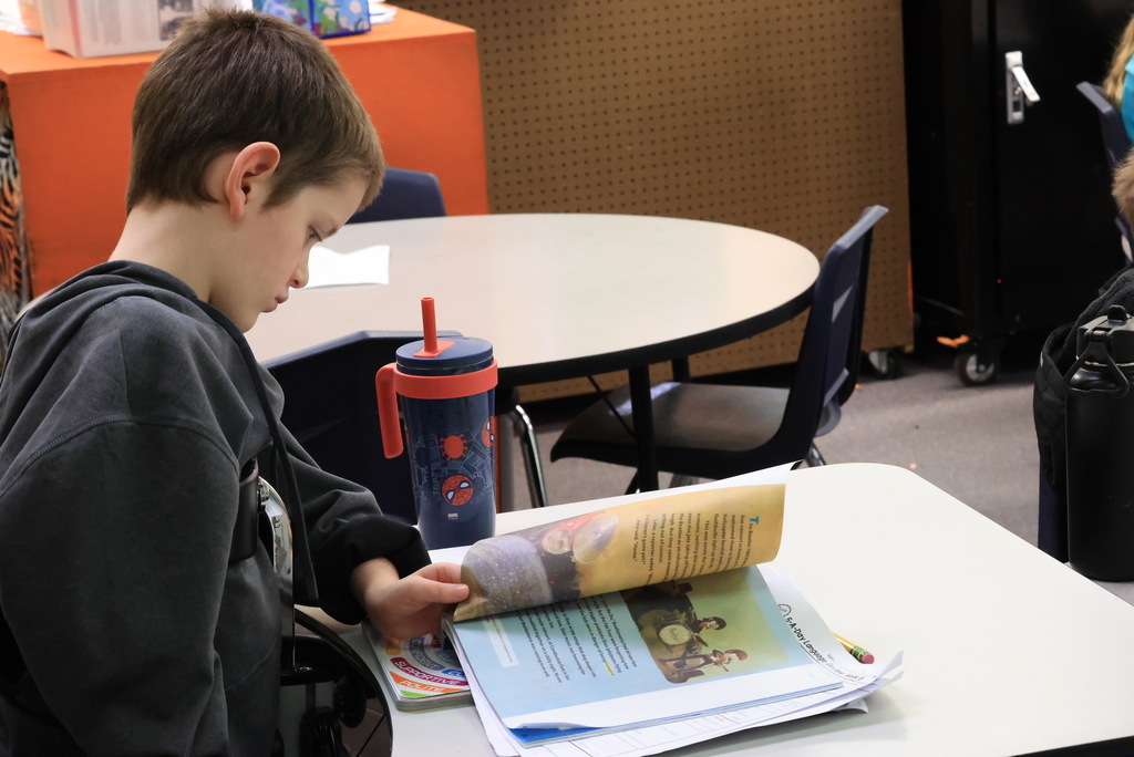 It was Beatlemania in Mrs. Pfizenmaier's 4th grade class!  Their Module 7 ELA story discussed the Beatles and their rise to fame. Mrs. Pfizenmaier even sprinkled in a few songs during the unit as well! #celebrate79