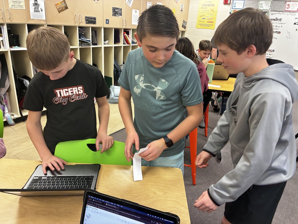 This week, Tech Time (7th Grade 3D printing) went to Garfield and assisted Mrs. Schurle's 5th graders to create something to print using a CAD program.  The 7th graders will print the objects back at the middle school for them and bring them back later in the year. #celebrate379