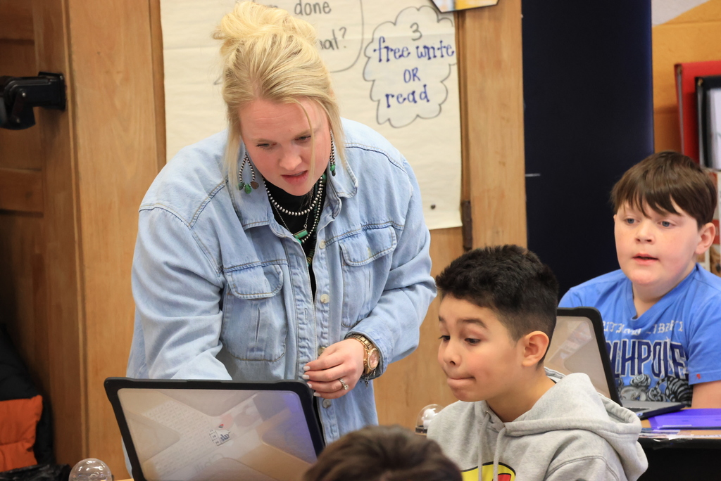 Ms. Reyer's 4th graders prepared for parent-teacher conferences by creating their own PowerPoint presentations to share with their parents when they come in tonight or tomorrow. We hope to see you there so they can show off their work! #celebrate379