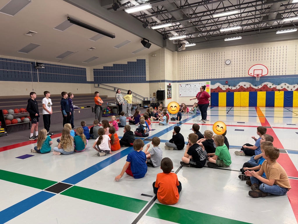 Our pilot CCCMS KAY Club recently had the opportunity to visit Lincoln Elementary for a team-building and service project with first graders—and it was a great experience for everyone involved!  Middle school leaders and first-grade students worked together in small groups rotating through activities like castle ball, basketball, gaga ball, soccer, and a “chill room” for drawing and art. Throughout the activities, students practiced teamwork, sportsmanship, and building a sense of community.  KAY (Kansas Association for Youth), directed by the Kansas State High School Activities Association, is a character-building, leadership, and service organization unique to Kansas schools.  Learn more: https://www.kshsaa.org/react/activity/main/KAY