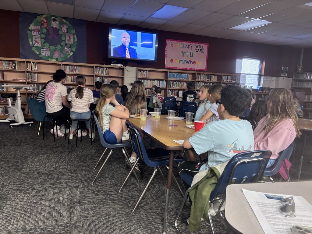 What an amazing turnout last night for the "Screenagers; Elementary Age Edition" documentary viewing! More than 120 parents, kids, and community members attended the event. Thank you to the Clay Counts Coalition for purchasing the movie and to the Garfield P.E.P. and GES staff and students for providing the meal and helping serve. It was a gret night of learning a conversation! #celebrate379