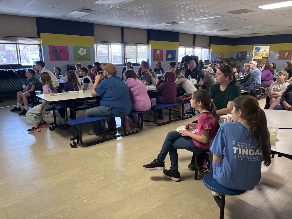 What an amazing turnout last night for the "Screenagers; Elementary Age Edition" documentary viewing! More than 120 parents, kids, and community members attended the event. Thank you to the Clay Counts Coalition for purchasing the movie and to the Garfield P.E.P. and GES staff and students for providing the meal and helping serve. It was a gret night of learning a conversation! #celebrate379