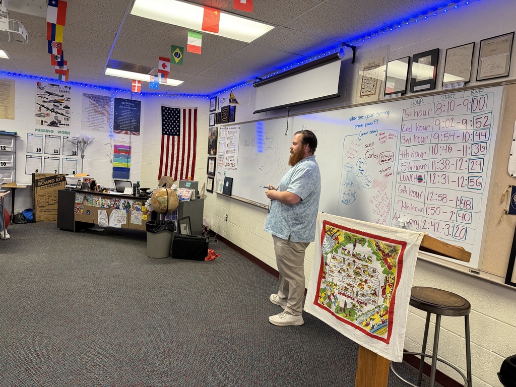 This week, Mrs. Ehlers' third grade class built background knowledge for a story set during the Great Depression. The students were very curious about that time period and had lots of questions about the stock market. Since their 8th grade buddies happened to be in social studies at that same time, they took a quick trip down the hall! Mr. Seuser gave them a crash course on the Great Depression and the stock market and helped answer the students’ many questions. It was a great example of using the knowledge and resources we have right here in our K-12 building! #celebrate379