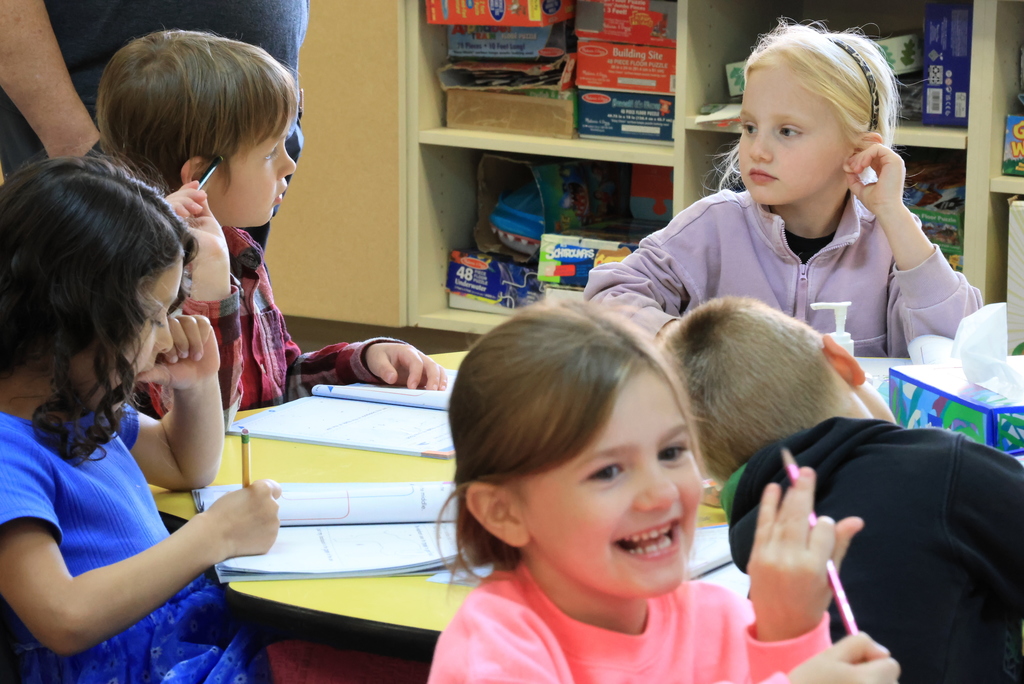 Mrs. Shannon's kindergarten class didn't waste any time jumping right back into learning after Spring Break. Today, they were analyzing words with multiple meanings, such as "trunk". #celebrate379