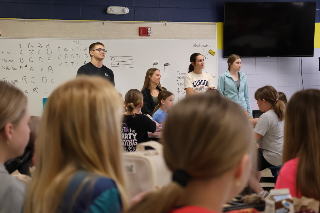 Members of CCCHS YLinK and Student Council are partnering with GES to host a weekly panel discussion on topics such as friendships, cultivating self-confidence, and navigating stress and anxiety. These discussions take place at the beginning of lunch and are optional for students. Talk to your student tonight to see if they attended or want to attend in the upcoming weeks. Thank you to the CCCHS students who are taking time out of their day to mentor our kids! #celebrate379