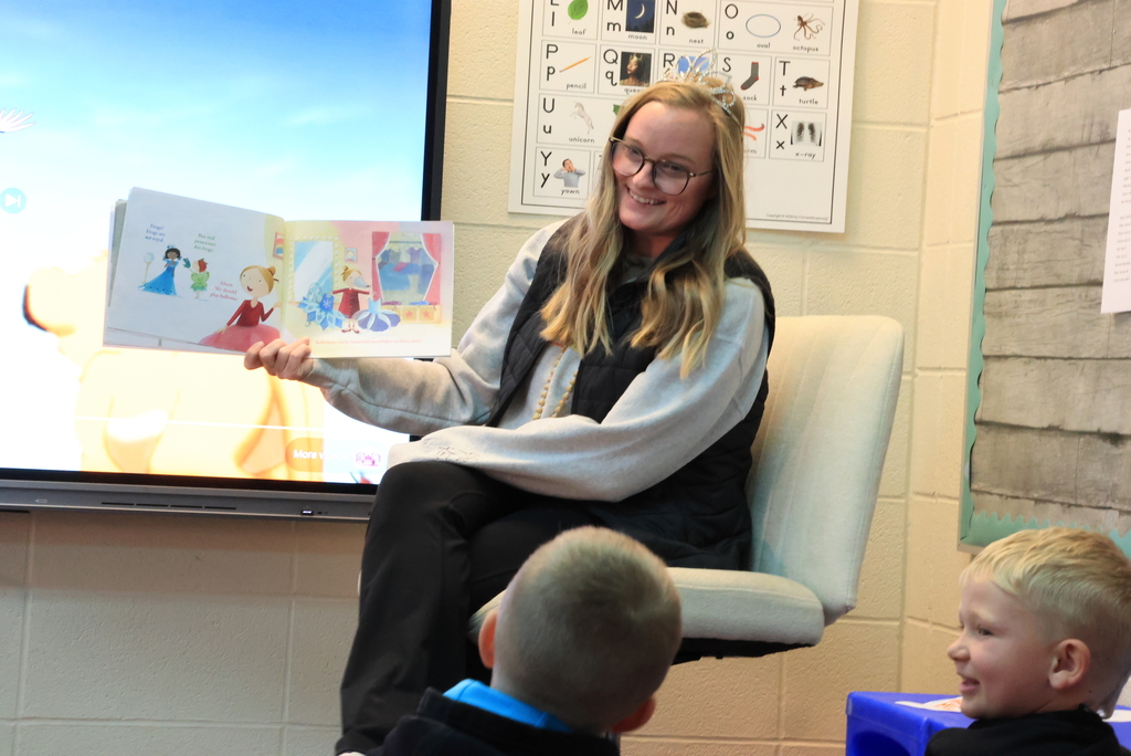 It is always a good time of day for story time in Pre-K! #celebrate379