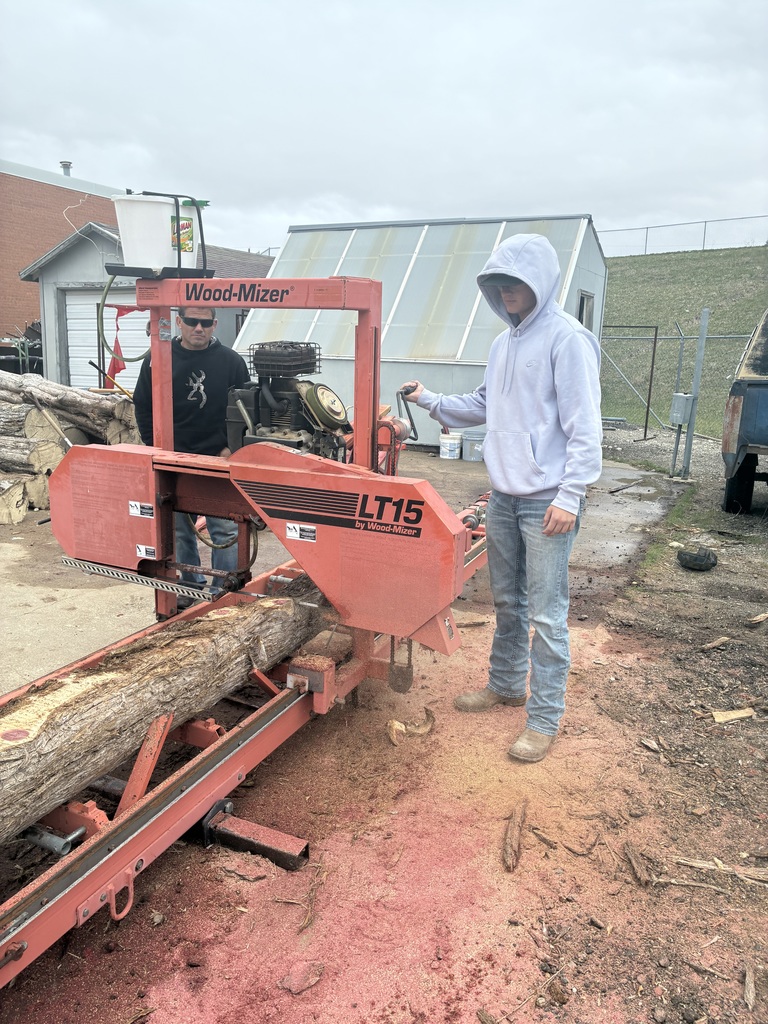 Mr. Pfizenmaier and Mrs. Schooley’s classes turned three logs into 28 boards yesterday! The boards, which are now drying in their kiln, will be used for future projects. #celebrate379