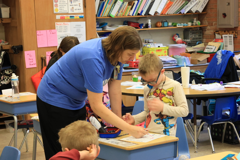 Mrs. Simon's second graders are already on their way to learning some geometry! Today, they drew lines to create different 2D shapes like triangles, squares, pentagons, and more. They then shared pages with each other to color in the shapes. #celebrate379