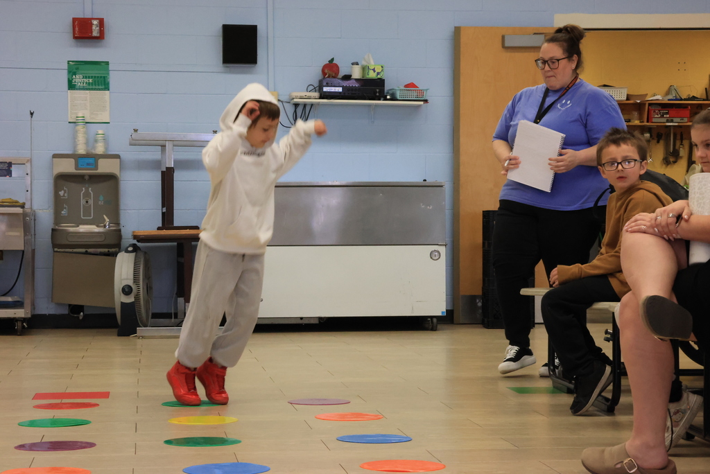 Ms. Coughlin used a fun game during her 2nd grade to show how failure is learning. She had a dot maze on the floor, and students had to make their way through the maze one by one. They worked as a team to figure out which dots were the way and which dots sent them back to the beginning. Then, they talked about how even though some students failed and others succeeded, their combined effort helped them complete the maze together. #celebrate379