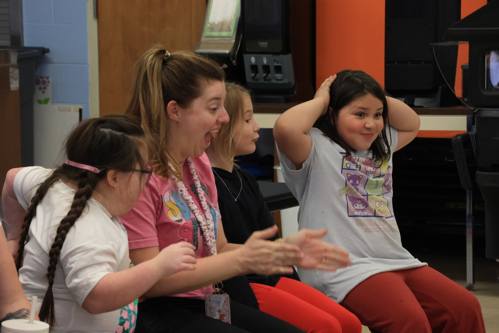 Ms. Coughlin used a fun game during her 2nd grade to show how failure is learning. She had a dot maze on the floor, and students had to make their way through the maze one by one. They worked as a team to figure out which dots were the way and which dots sent them back to the beginning. Then, they talked about how even though some students failed and others succeeded, their combined effort helped them complete the maze together. #celebrate379