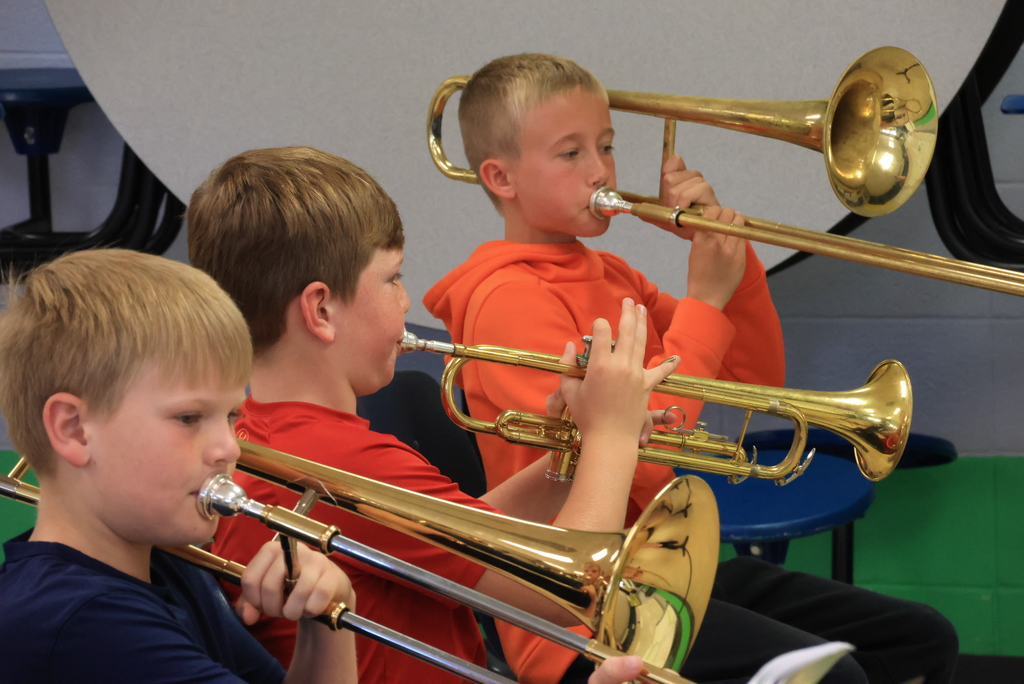 5th grade band students prepare for the upcoming  5-12 spring band concert.