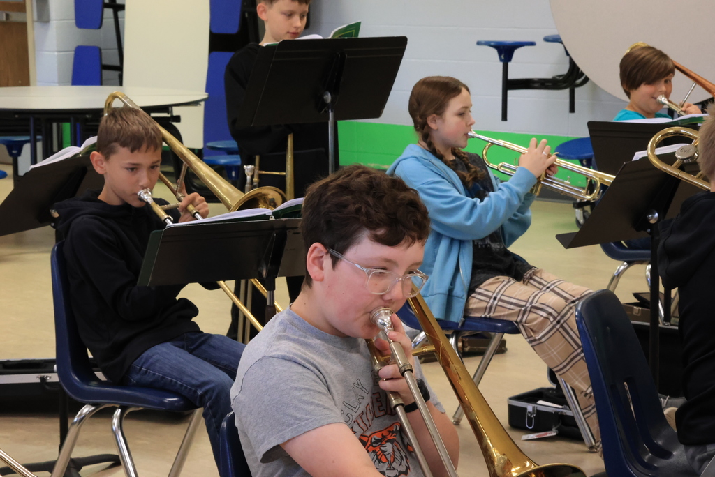 5th grade band students prepare for the upcoming  5-12 spring band concert.