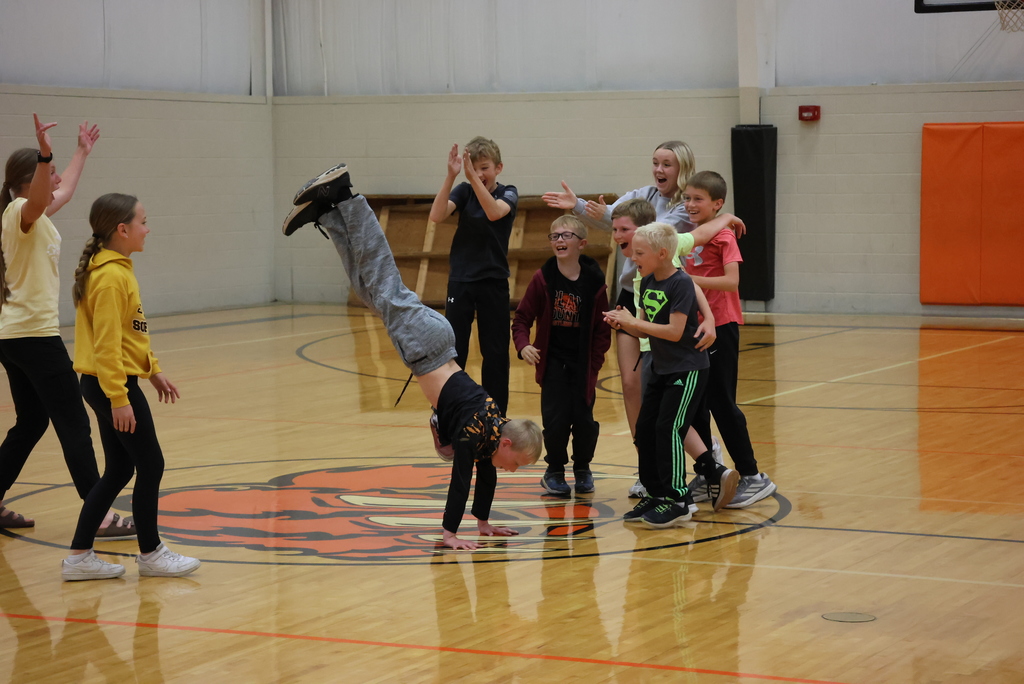 Garfield cheerleaders perform at the Garfield vs. CCCHS Student Council basketball game.