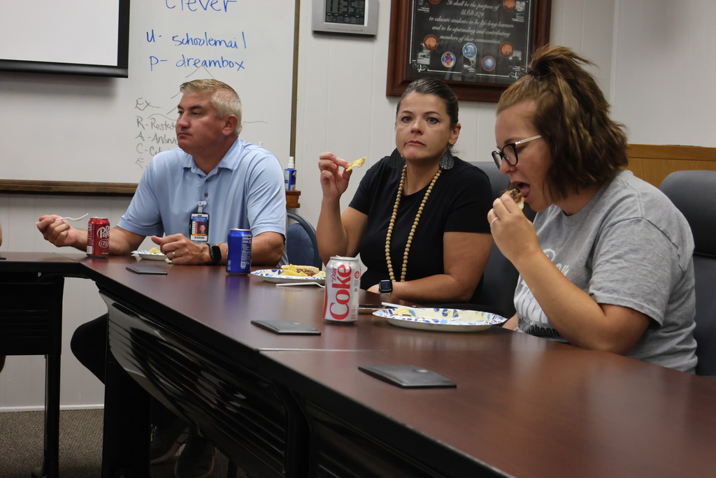 While most USD 379 staff are enjoying their summer break, a select few 12-month and summer help employees are working hard to make sure the buildings are ready to go come August 18. Today, Superintendent Brett Nelson and Asst. Superintendent Jaclyn Pfizenmaier treated them and the SAC staff to a lunch to thank them for all of their hard work over the summer! #Celebrate379