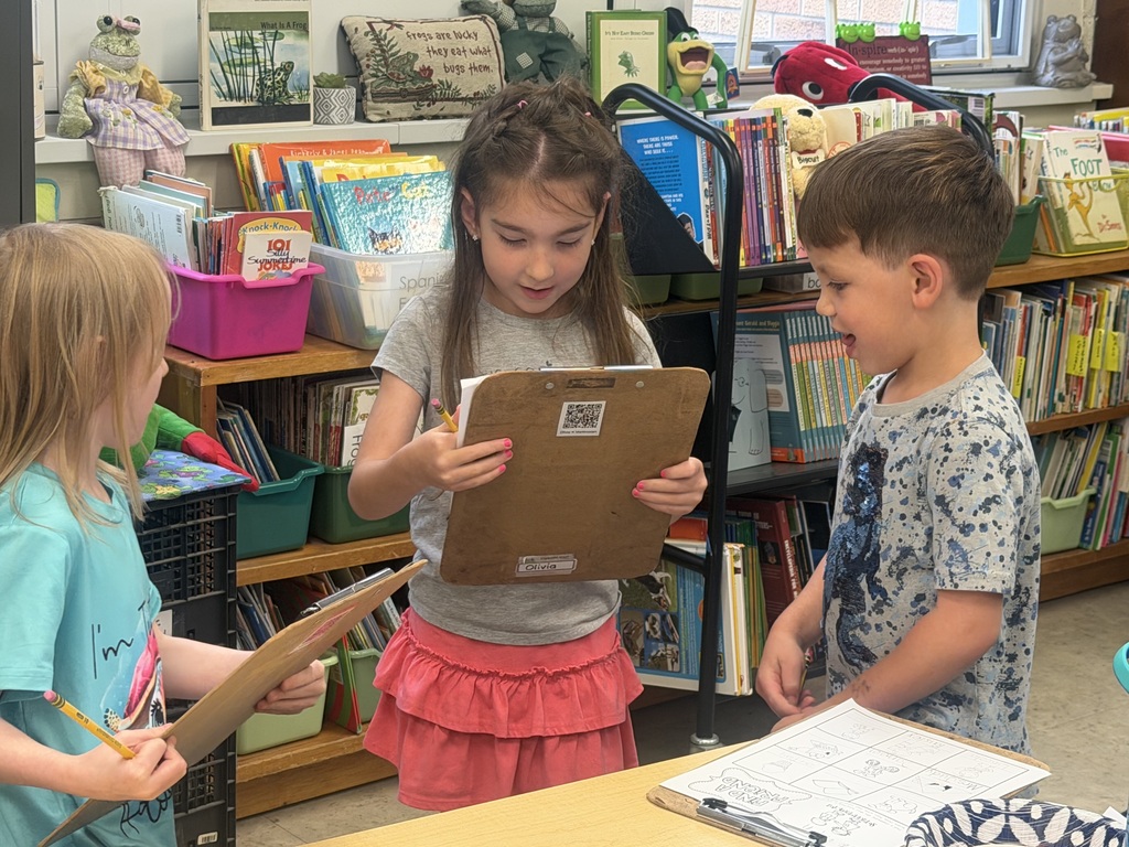 Mrs. Judy's K-1 class participated in an activity called "Find a Friend". They worked on their communication skills and name writing! They interacted with one another, asking and answering questions in order to find friends who enjoy various activities.