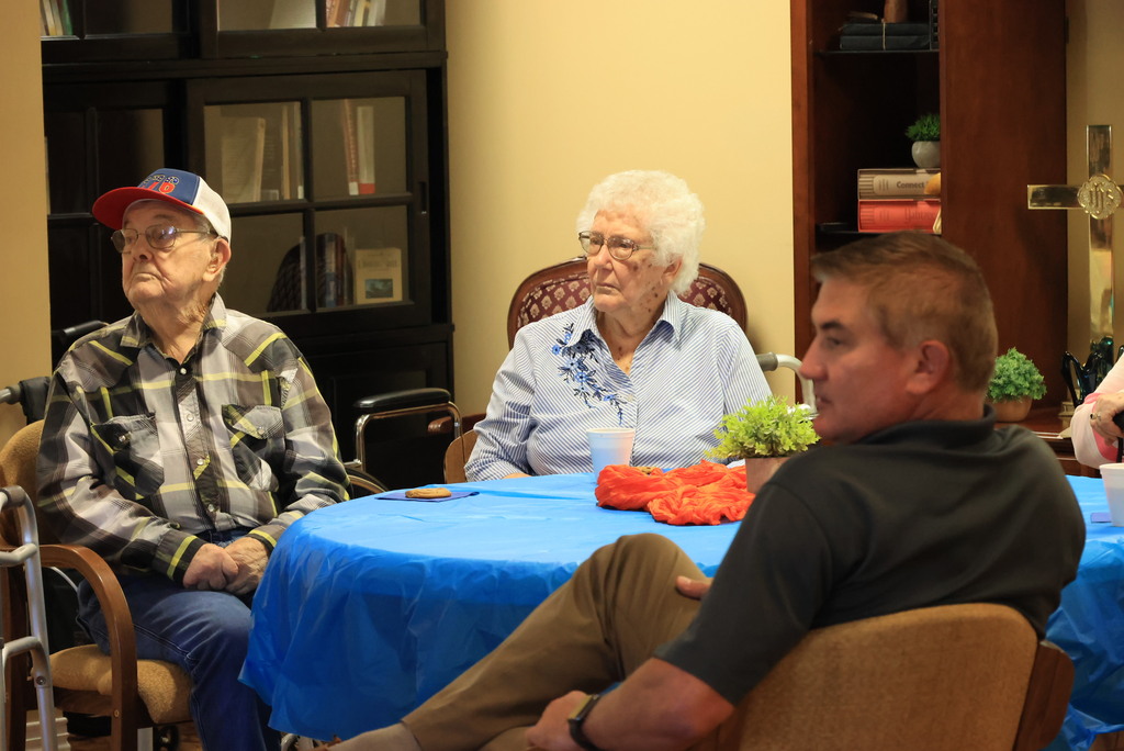 Superintendent Brett Nelson talks with members of the Presbyterian Manor and answers questions about USD 379.