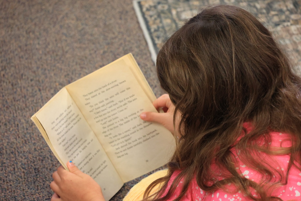 Mrs. Weller's 2nd grade class reads from their Start Right Readers and from their favorite books.