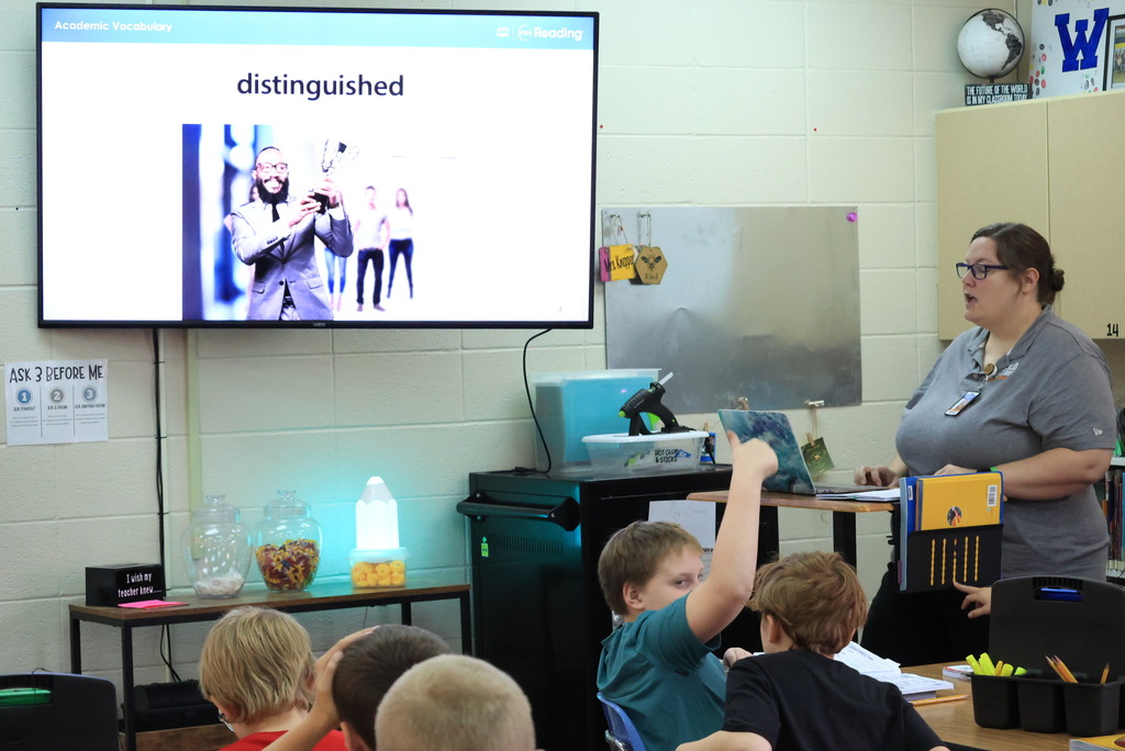 Mrs. Knepper started a new ELA story with "Big Idea" vocabulary. Students learned the definitions of possible unknown words that would occur in the story. This is a comprehension strategy that all Garfield classes use. #Celebrate379