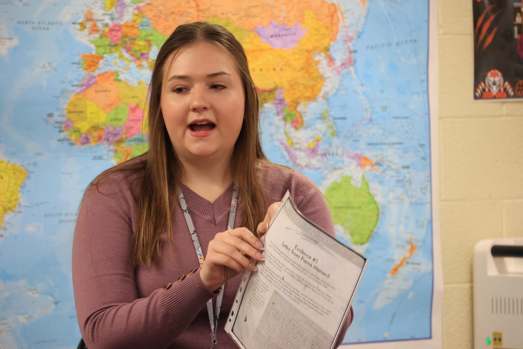Ms. Mellies' 7th-grade social studies students watched a short video about the Trail of Tears, then read different sources about this period to gain different perspectives.
