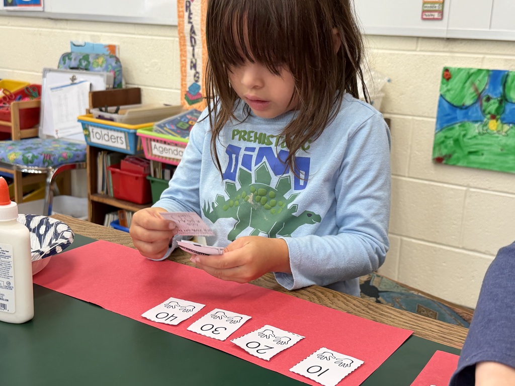 Mrs. Judy's kindergartners have been working on counting to 100 by 10s. In this activity, they practiced their cutting skills as well as ordering the numbers by 10 to 100. They are already making huge gains! #Celebrate379