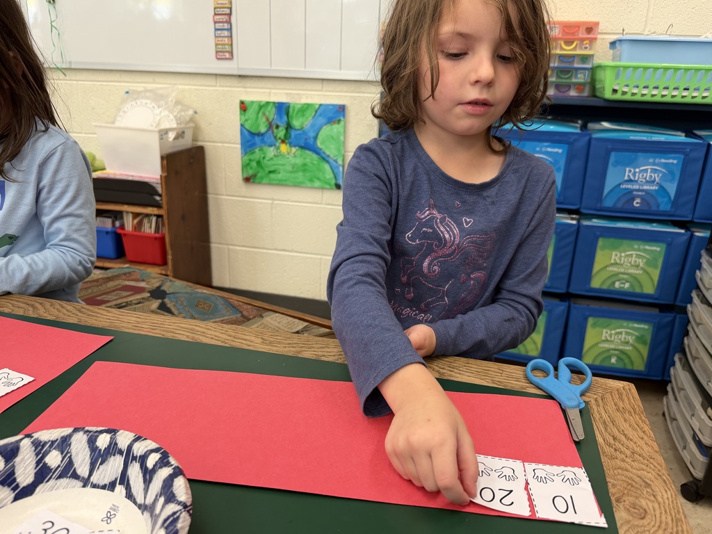Mrs. Judy's kindergartners have been working on counting to 100 by 10s. In this activity, they practiced their cutting skills as well as ordering the numbers by 10 to 100. They are already making huge gains! #Celebrate379