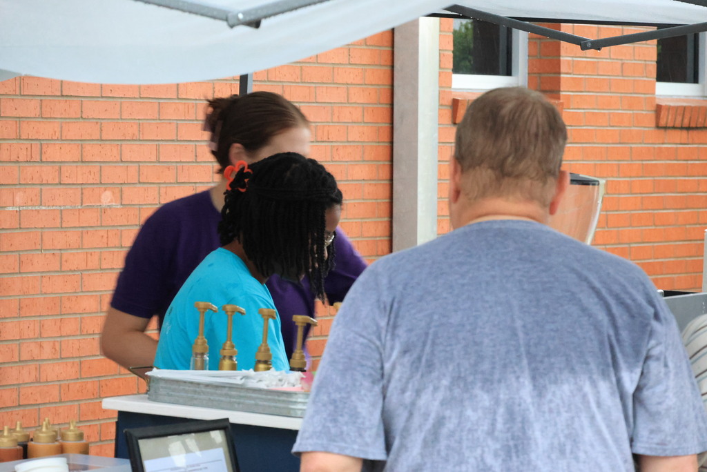 The USD 379 Excellence Foundation treated CCCMS and CCCHS staff yesterday by bringing in the Chilly Hillbilly and 4th and Torch Coffee to provide free drinks. 