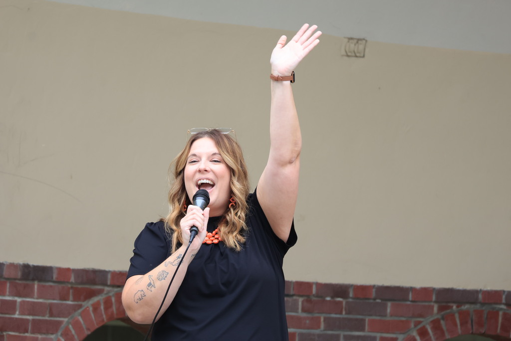 Nothing beats a kindergarten ABC Bootcamp Parade and Show! The K's have been learning their ABCs to begin the year, and today they got to show it off in front of a fantastic crowd of family and friends!