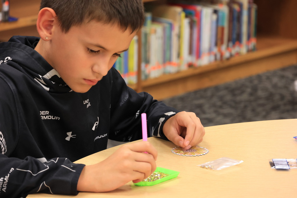Every Wednesday and Thursday afternoon at GES is dedicated to Bengal Innovators. Every three weeks, students get to choose between 10 different passion projects. It's a time to enjoy the outdoors, get creative, or learn a new skill