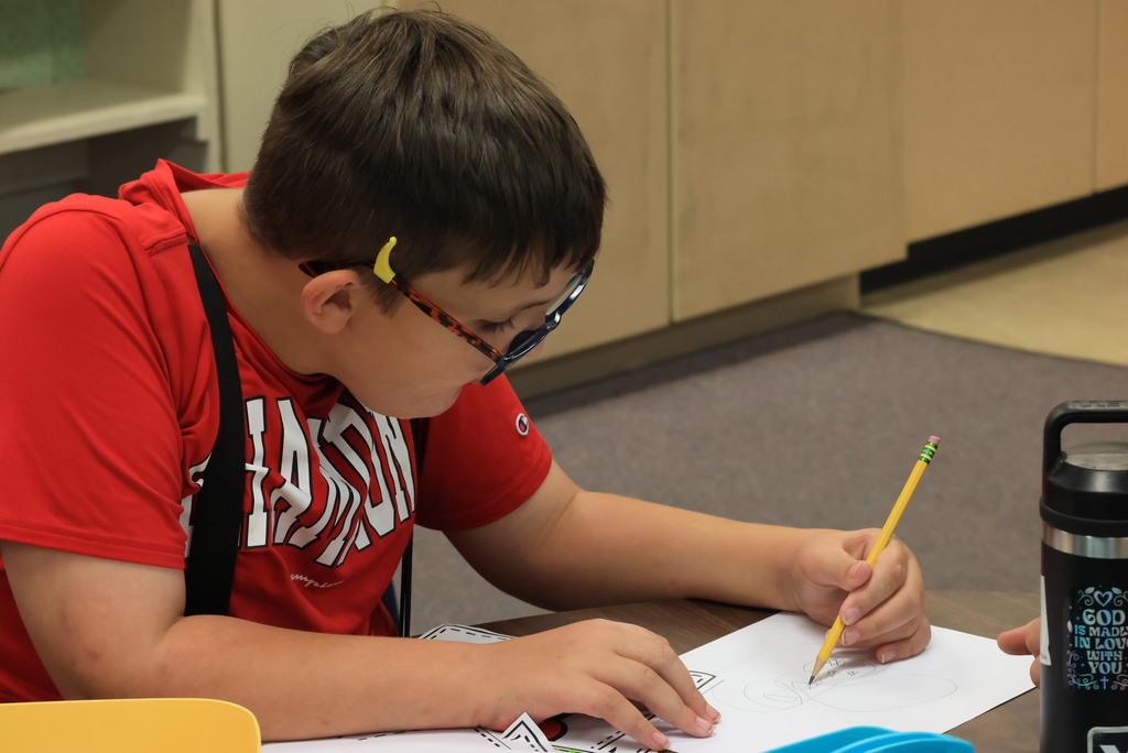Every Wednesday and Thursday afternoon at GES is dedicated to Bengal Innovators. Every three weeks, students get to choose between 10 different passion projects. It's a time to enjoy the outdoors, get creative, or learn a new skill