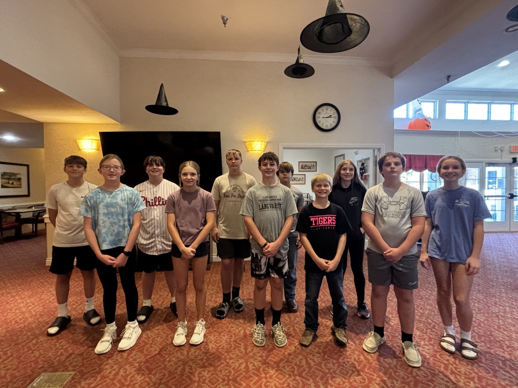 Mrs. Bergsten's 7th grade choir made a trip to Liberty Place on Friday to see to the residents.